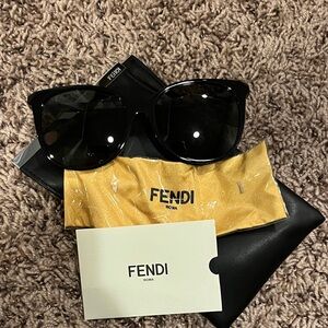 Fendi Black Cat-Eye Sunglasses with Multicolor Arms